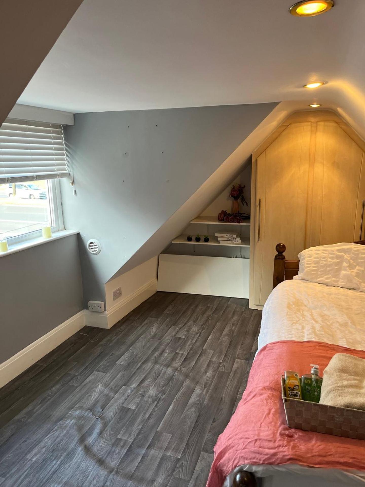 Cozy Room In A Serene House Birmingham Exterior photo